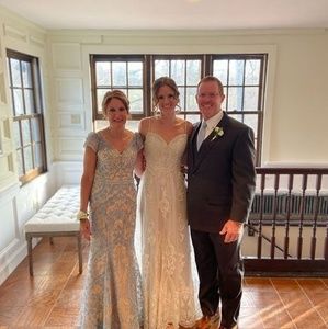 Meet your Posher, Alicia